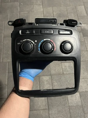 Toyota Highlander 2001-2007 calefacción aire acondicionado control de clima tablero bisel 84010-48270  Foto 1 de 4