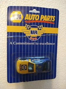 Napa Autoteile NAPA 500 Maßstab 1:64 Auto in Blisterpackung - Bild 1 von 4