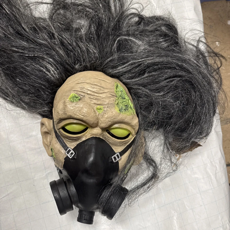 Halloween Costume Cosplay Steampunk Dress up Party Masquerade Gas Mask  - Image 1 of 3