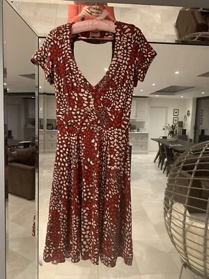 En muy buen estado Issa London Vestido Reino Unido 8 rojo/rosa cuello en V espalda 100% seda jersey - artículo raro Foto 1 de 4