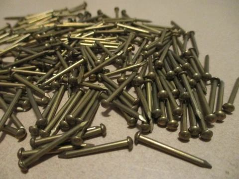 100--VINTAGE, 3/4" X #16 SOLID BRASS BRAD NAILS, ROUND DOME HEAD ESCUTCHEON PINS Cover