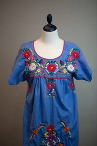 Vintage 70s Traditional Mexican Midi Dress Floral Cotton Hand Made & Embroidered - Picture 1 of 4