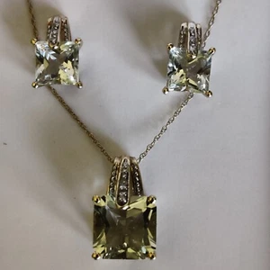 10k Solid Yellow Gold Green Amethyst and Dia. Pendant and Earring Set 5.9 Grams - Picture 1 of 12