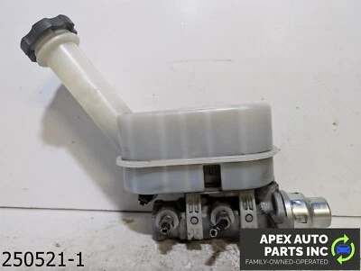 OEM 2013-2017 Chevrolet Traverse Brake Master Cylinder Reservoir Tank Bottle Foto 1 de 4