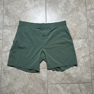Fabletics Shorts Mens XXL Green Flat Front Golf Stretch Casual *Loose Inseam* - Picture 1 of 13