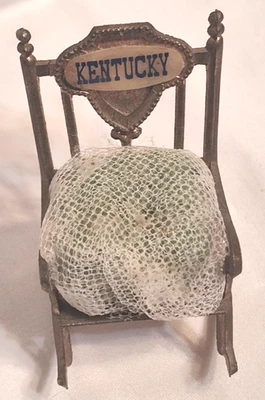 Casa de bonecas miniatura metal vintage cadeira de balanço almofada decorativa Kentucky - Imagem 1 de 4