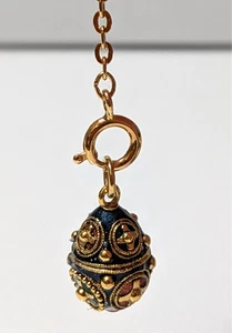 RARO Dije Huevo Esmaltado Vintage JOAN RIVERS con Extensor: Multicolor, Cadena 2" - Imagen 1 de 5