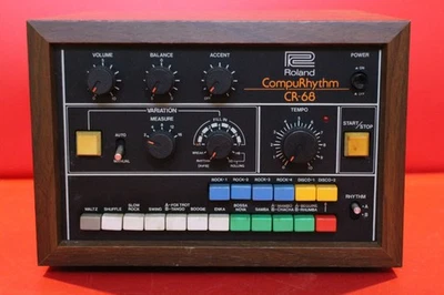 Caja de Ritmo Roland CR 68 Compu Rhythm Machine U2748 250926 USADA Foto 1 de 4