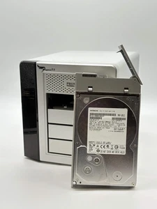 Promise Pegasus R4 (4x2TB Hitachi Festplatten) 4-Bay Raid Gehäuse - Bild 1 von 5
