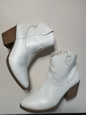 Botines Western blancos con tacón marca Sugar para mujer 9,5 Foto 1 de 4