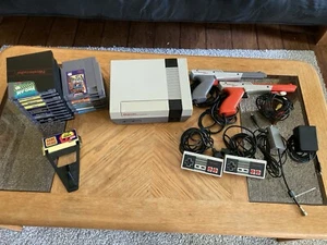 Nintendo NES-001, 17 games, Game Genie - Picture 1 of 6