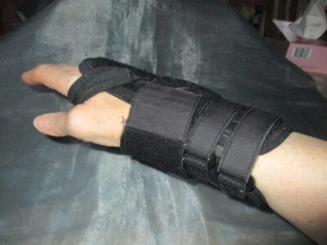Bandage Daumen Orthese  Handgelenk Schiene Karpaltunnel Syndrom Sporlastic - Bild 1 von 5