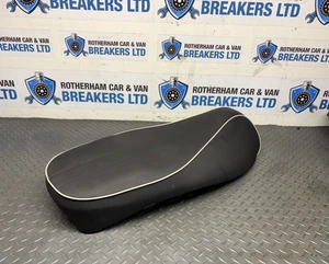 PIAGGIO VESPA GTS 300 RACING (2020) -    SEAT - Picture 1 of 11