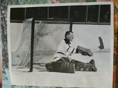 FOTO DE PORTERO RARA DE JOHNNY BOWER 1965 HOJAS DE ARCE DE Toronto hockey nhl  Foto 1 de 4
