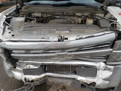 Used Front Center Infotainment Display fits: 2018 Chevrolet Silverado 2500 picku - Image 1 of 4