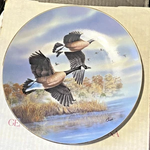  Danbury Mint Flying Free von Rudi Reichardt 8" dekorativer Adler Teller Gold Tr - Bild 1 von 4