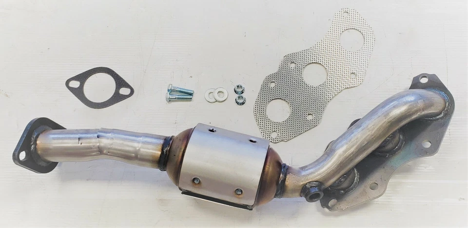 2006 Lexus GS300 3.0L AWD conversor catalítico (lado do motorista) - Imagem 1 de 1