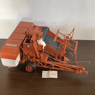 Franklin Mint Allis Chalmers 60A All Crop Harvester 1:12 Diecast Model w/ Box - Image 1 of 4
