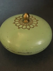 Vintage Green Metal Round Powder Box (No Powder Puff) - Picture 1 of 6