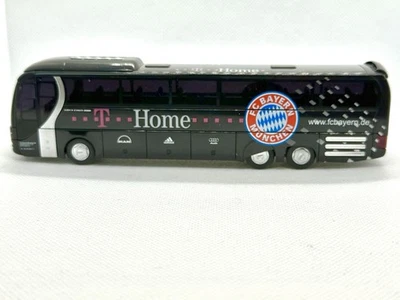 FC Bayern München Rietze Mannschaftsbus 1:87 Man - Bild 1 von 4