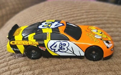 Coche de carreras NASCAR 43 John Andretti Honey Nut Cheerios juguete Dodge R/T usado en excelente estado C137B  Foto 1 de 4