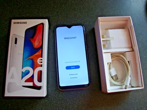 Samsung Galaxy A20e White, Unlocked - Fully working - Zdjęcie 1 z 1