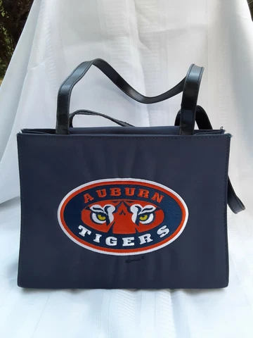Auburn University Tigers Women's Footed Handbag w/ Straps & ICONIC LOGO Cover