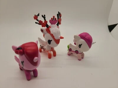 Lote TokiDoki Unicorno - Flor de ciruelo, rubí  Foto 1 de 4