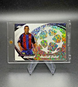 Ronaldinho 2023-24 Topps Chrome UCC Starball Debutto Macchie Rifrattore Barcellona - Foto 1 di 10