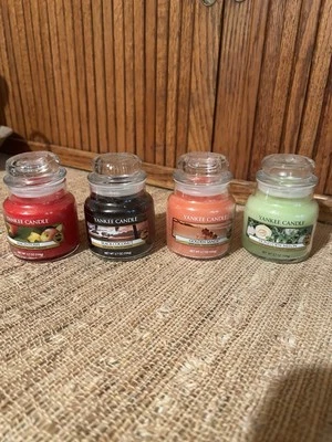 LOT 4 YANKEE CANDLE Macintosh Black Coconut Golden Sands Honeydew 3.7 Oz Jars - Image 1 of 3