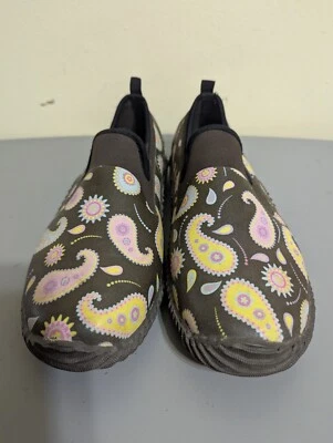 Western Chief Women's Size 10 Paisley Garden Clogs, waterproof, Removable Insole - Image 1 of 4