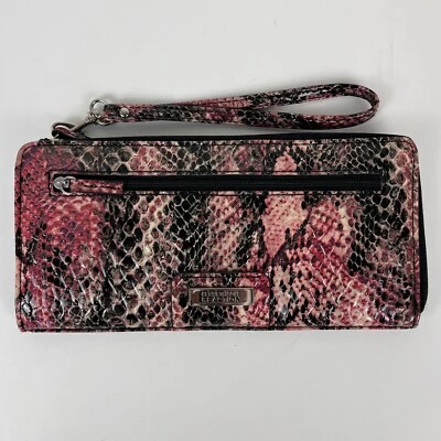 Muñequera Keneth Cole Reacción Piel de Serpiente Rosa/Negro Cartera Cremallera Foto 1 de 4