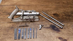 Record 044 Plough Plane. Complete. 8 Cutters (some duplicate sizes). Made in UK. - Picture 1 of 11