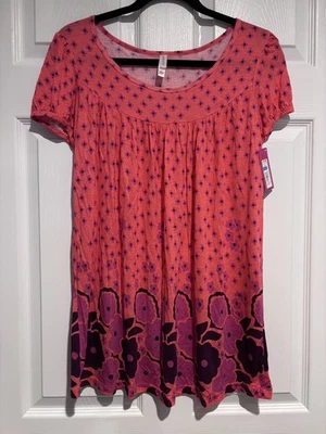 Top Xhilaration Target Juniors Talla L Rosa Floral Manga Corta Brillante Informal Nuevo con Etiquetas Foto 1 de 4