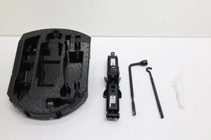 2011 - 2022 JEEP GRAND CHEROKEE Jack Assembly 68284640ab 52014438aa - Picture 1 of 22