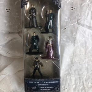 Nano Metalfigs Harry Potter 5 Pack - Dumbledore Draco Malfoy McGonagall Flint - Picture 1 of 3