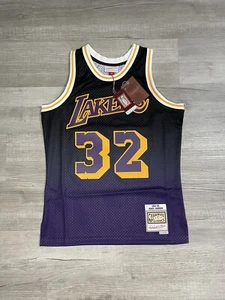 Mitchell & Ness LA Lakers Magic Johnson Purple 1984-85 Swingman Jersey Sz Large - Picture 1 of 7