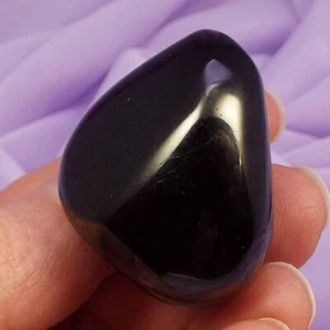 Tumblestone grande de antracita ""Awaken Sleeping Passions"" 18,3 g SN8353 - Imagen 1 de 4