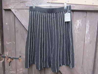 OASIS BLACK WHITE STITCH MINI SKIRT ( SIZE SMALL ) NEW - Image 1 of 4