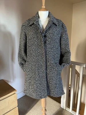 Vintage coat Sz 14 Black Mix Herringbone Tweed 45% Wool Winter Pockets Peacoat - Image 1 of 4