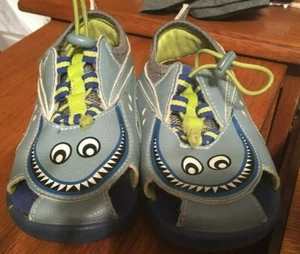 Zooligans Blue Shark Toddler Size 12 Sandals - Picture 1 of 4