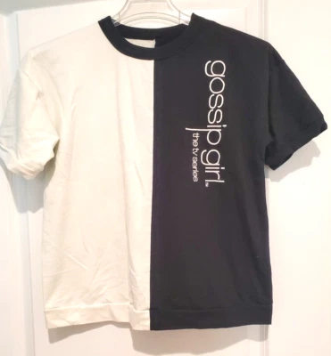 Gossip Girl The TV SERIES Women's Sz M  8-10 Sleepwear Top Black and White - Image 1 of 4