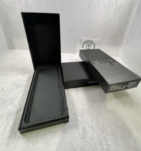 Original Samsung Galaxy Z Flip 4 Retail Empty Box Only. Graphite - Zdjęcie 1 z 4