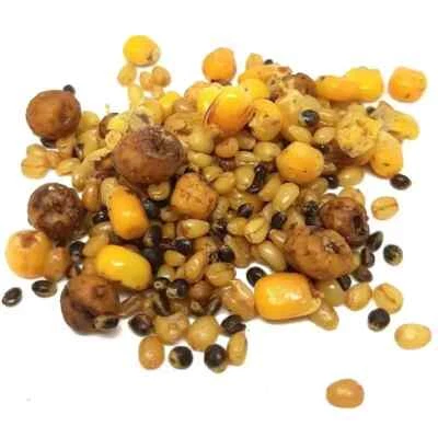 VITA-KARPFEN Fischfutter Partikel mix 4 kg, Mais, Hanf, Tiegernuss, Weizen Karpfen anfüttern