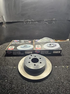 (QTY 2) For Nissan Pathfinder 2004-2012 Rear Painted Brake Disc Rotor YH200515P - Image 1 of 4