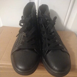 New Womens Steve Madden Levels Black Stud Fashion Sneakers.. - Picture 1 of 8