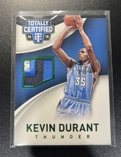 KEVIN DURANT 2014-15 PANINI TOTALLY CERTIFIED #48 GU Emerald PATCH 1/5 PMJS