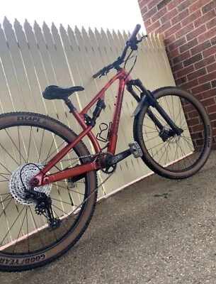 Rocky Mountain Element A30 - Dual Suspension Mountain Bike - image 1 of 4