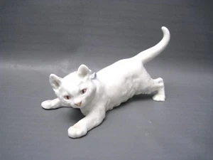 Meissen Figur Lauernde Katze mit Schleife.1.Wahl.(214-0518) - Picture 1 of 8