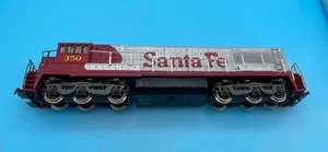 RIVAROSSI 1832 HO GAUGE AMERICAN OUTLINE DIESEL LOCOMOTIVE – SANTA FE No 350 - Picture 1 of 7